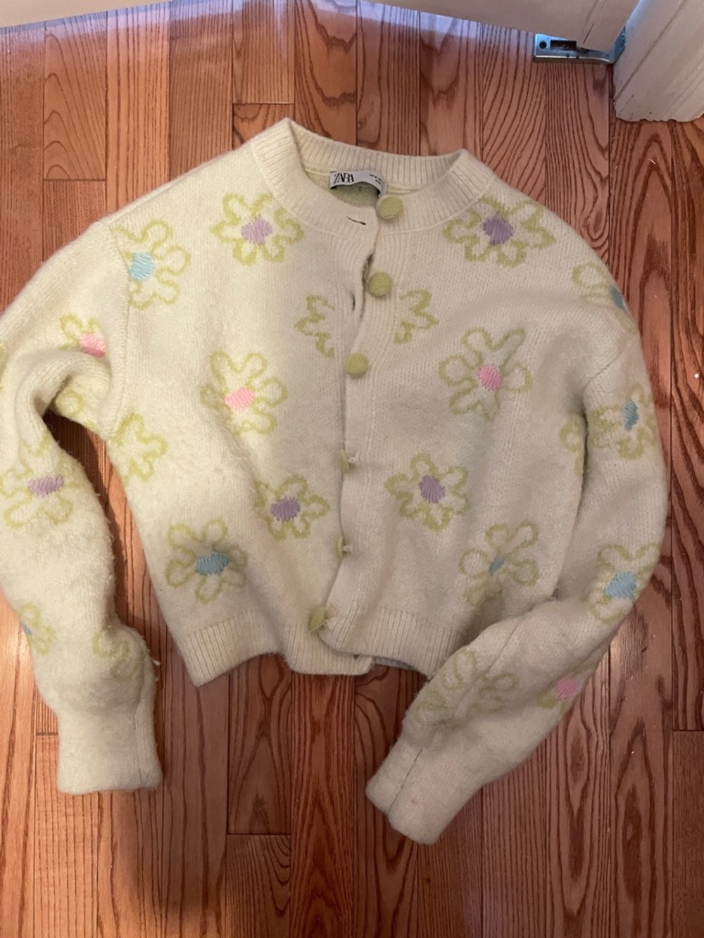 Zara Cream Cardigan with Pastel Floral Buttons - Picture 1 of 7